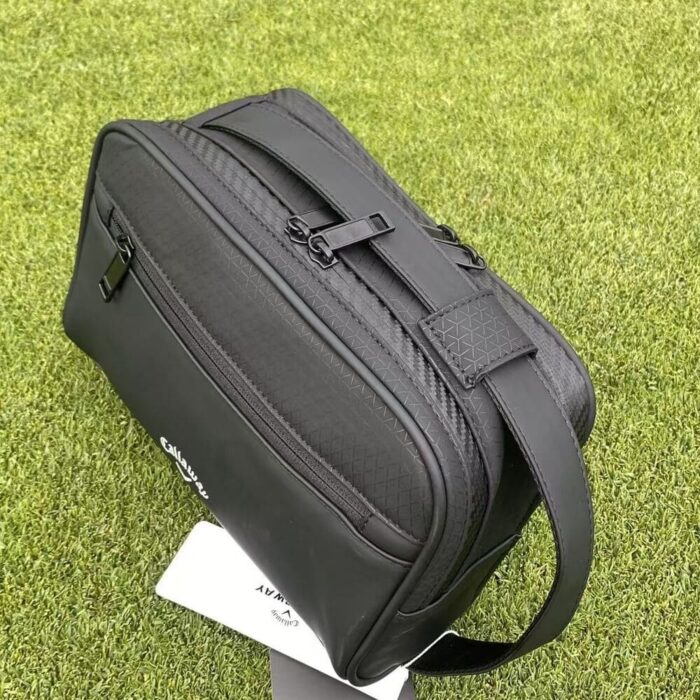 Callaway-Pouch-02